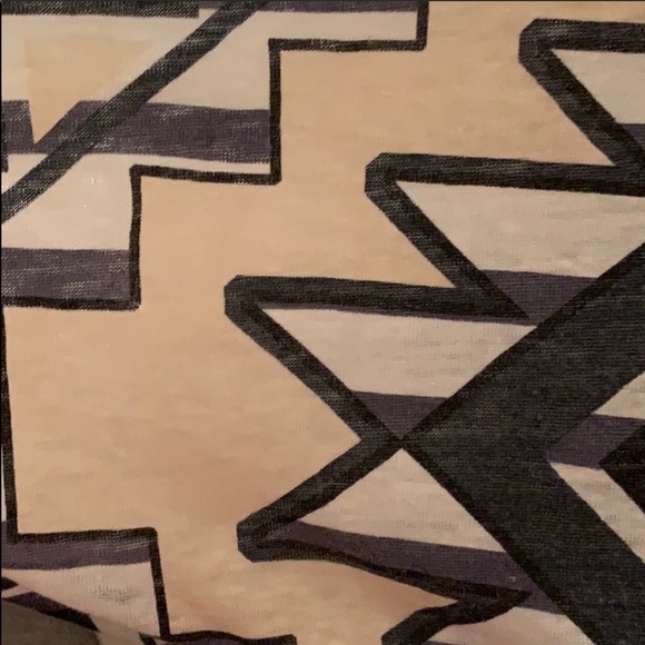 Aztec Artisan Hand Painted Linen Tee - Picture 4 of 7